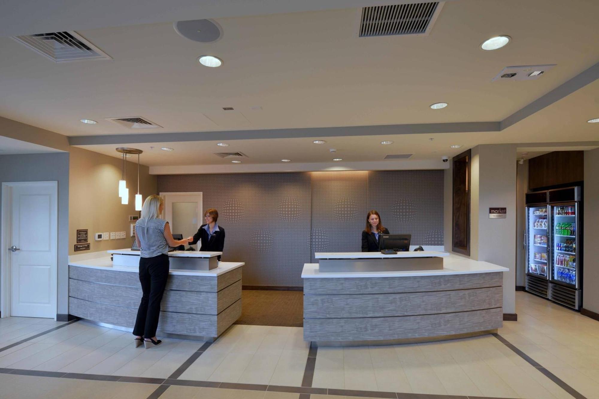 By Marriott Aksarben Village 3*